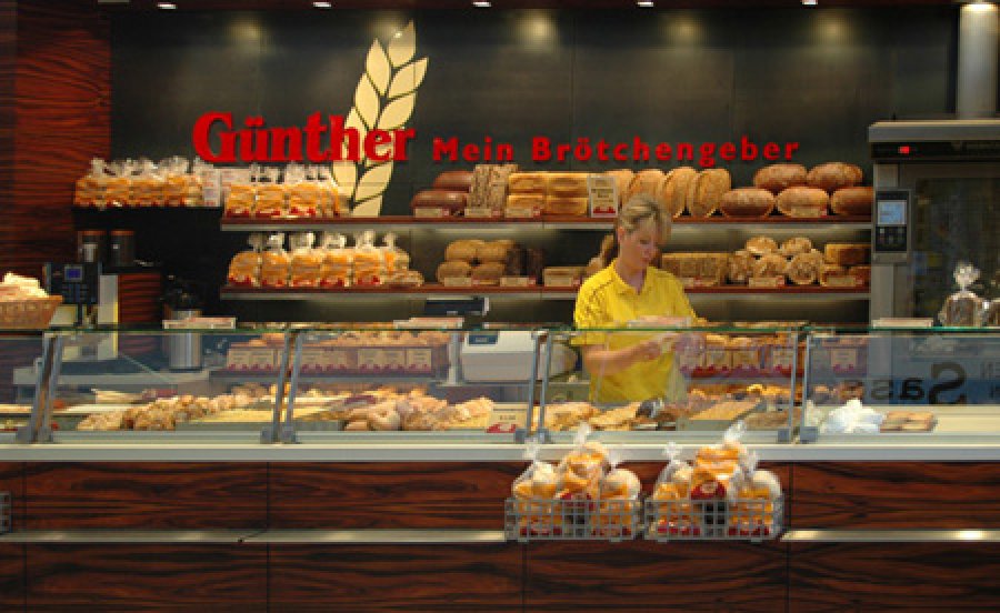 2_brotregal_laden_guenther.jpg